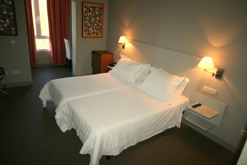 La Posada Del Rancho Segovia Room photo